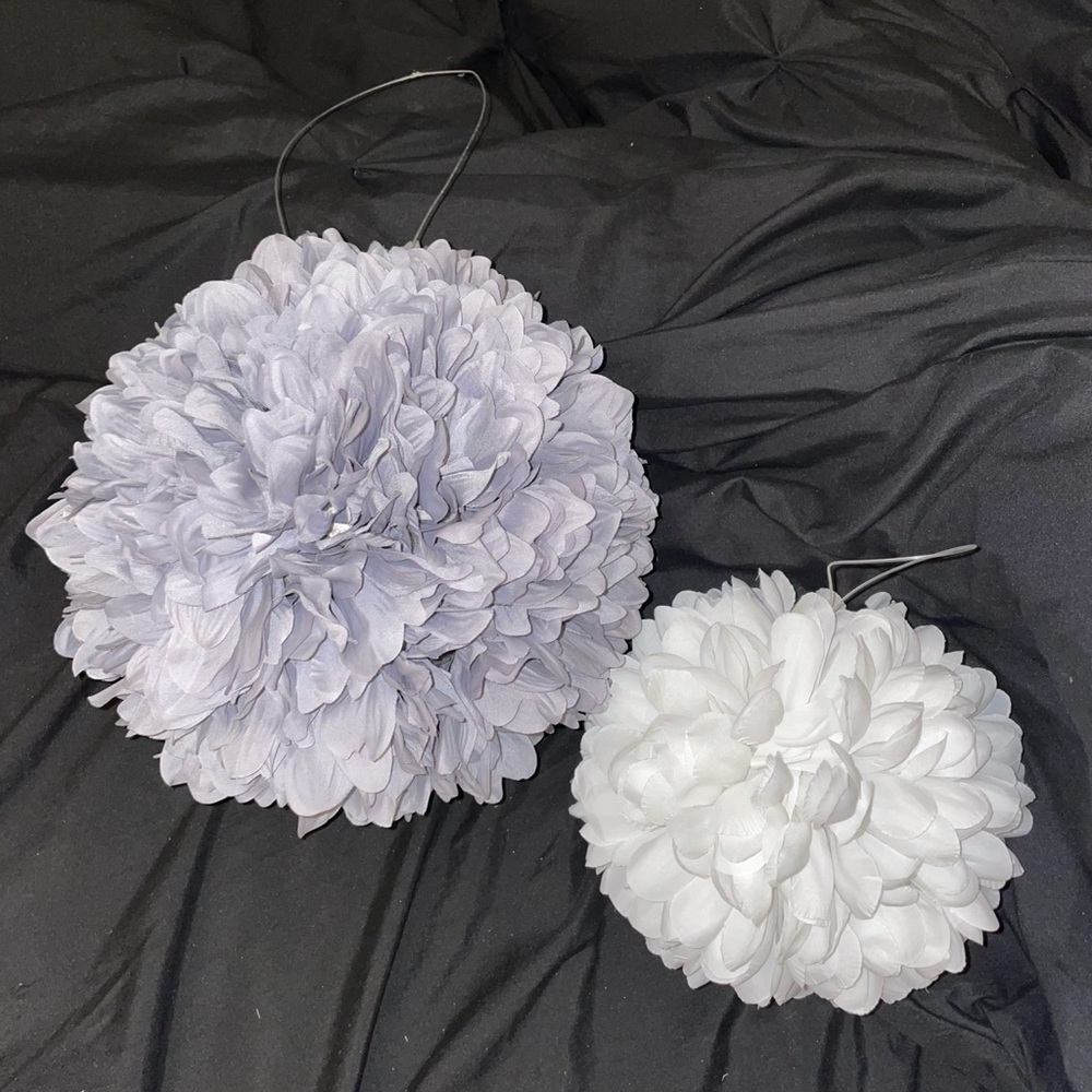 hanging mum balls